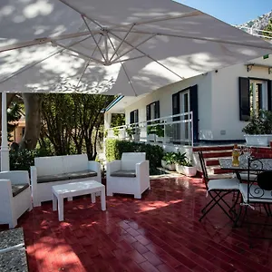 https://villa-aurora-mondello-addaura.sicilyhotelsitaly.net