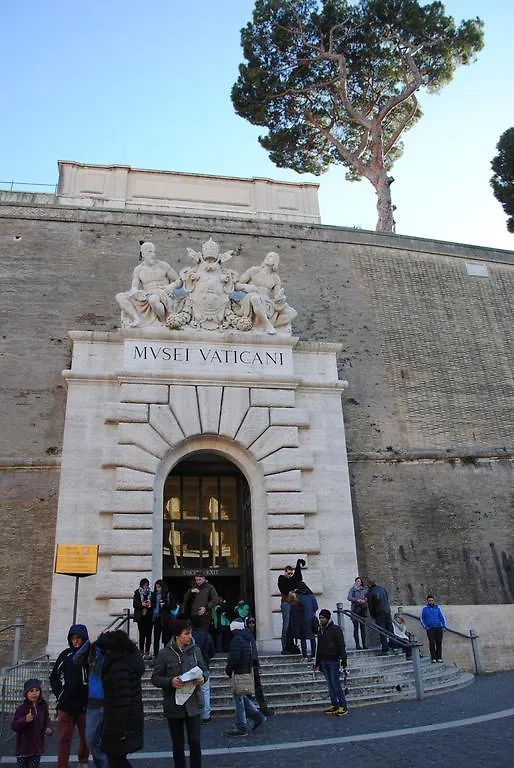 Vatican Leone IV Rome Guest house
